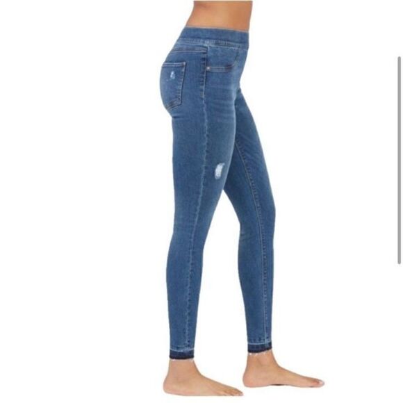 Spanx Distressed Ankle Skinny Jeans Medium - Picture 2 of 9
